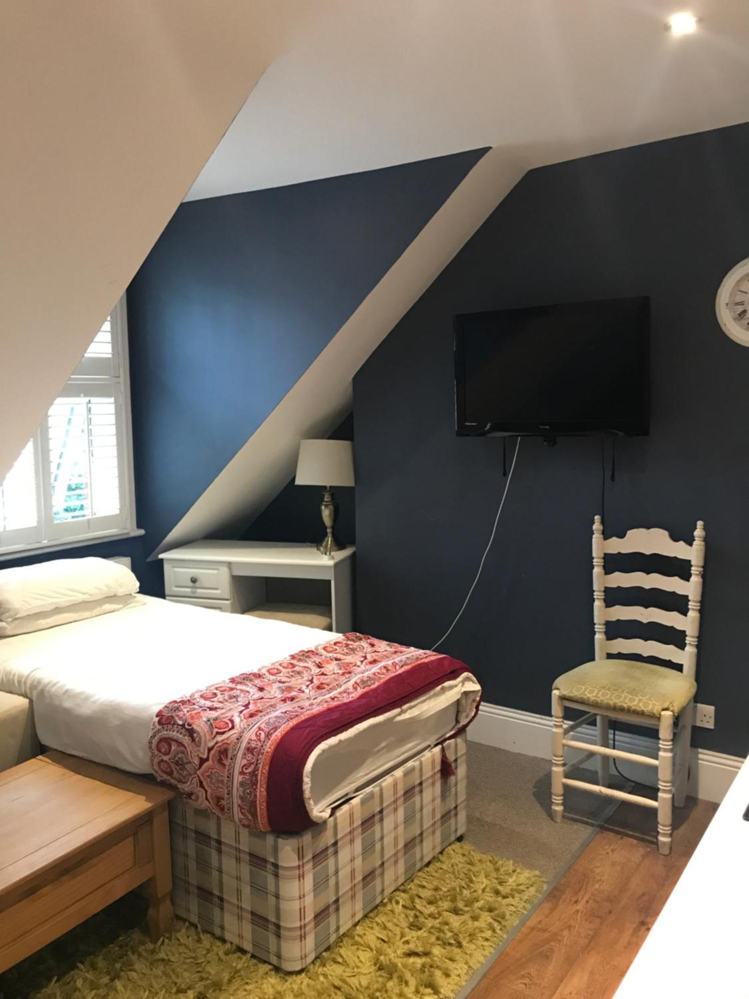 גילדפורד Acacia Villas Guest House מראה חיצוני תמונה